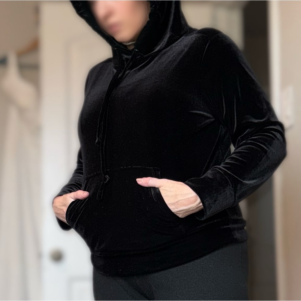 By Stacy London Velvet Black Hoodie - Picture 4 of 13